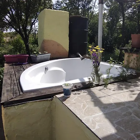 Rustic Village Retreat *